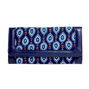 NWT! Vera Bradley Trifold Wallet